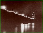 Slvnostn osvetlenie Karlovho mosta pri prleitosti nvtevy panovnka v roku 1907.