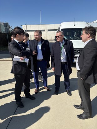 Japonsk delegcia sa oboznmila s naimi sksenosami vo vyraovan JE A1